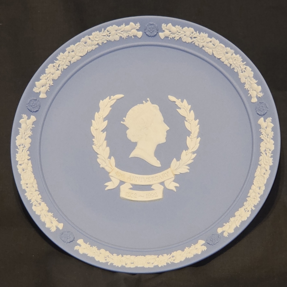 Queen Elizabeth II on Blue Jasperware by Wedgwood 40th Anniversary